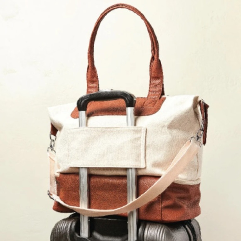 Graf Lantz travel weekender